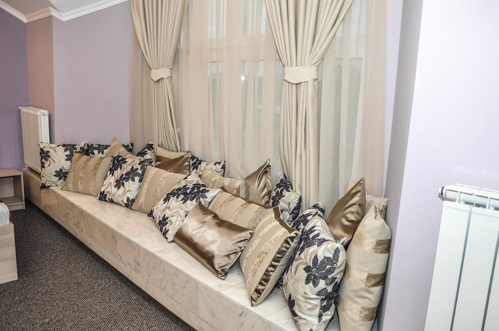 Pensiunea Sangria Arad Kamer foto